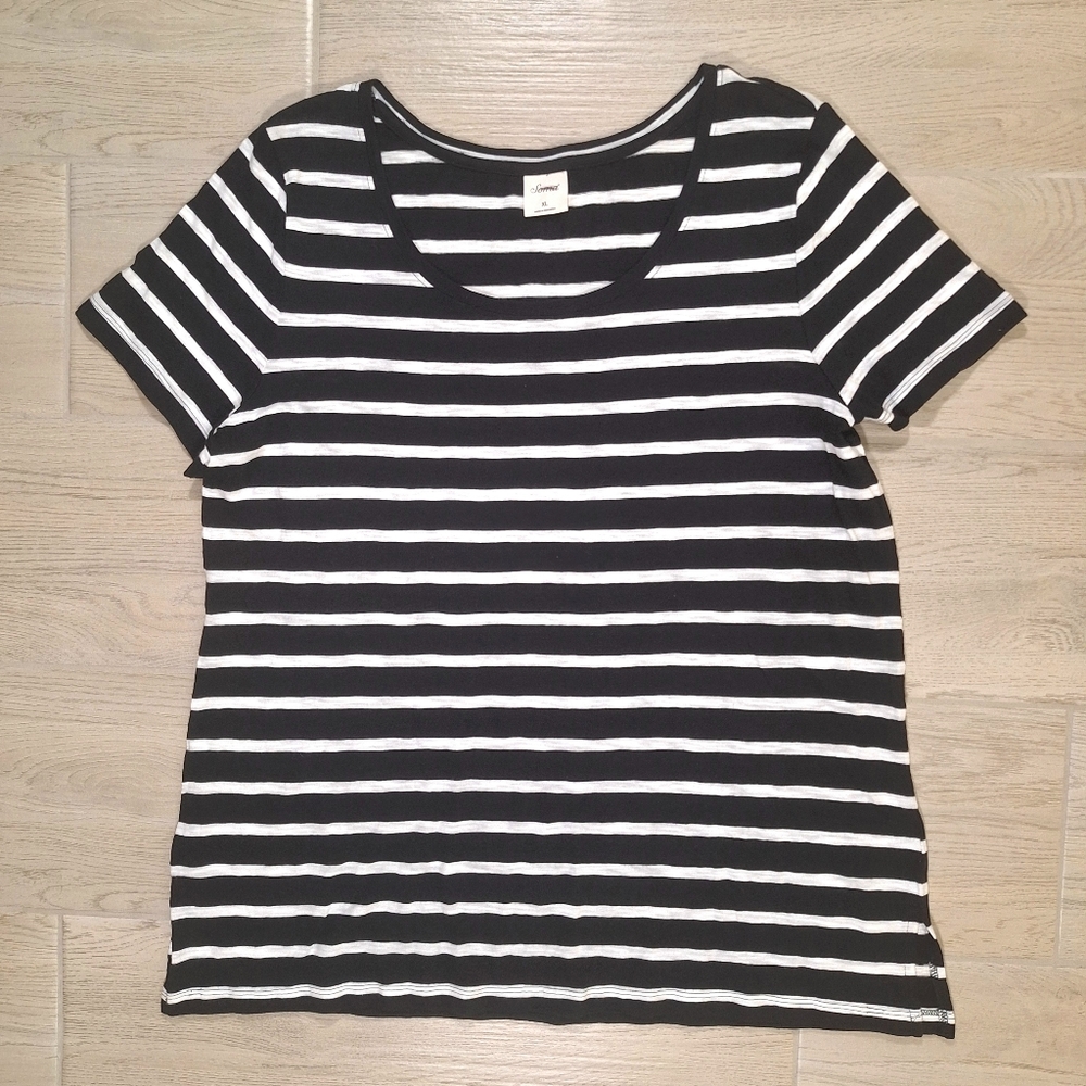 Soma Women's Black And White Short Sleeved Cotton Modal T-shirt - Sixe XL Soft